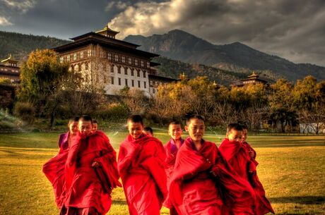 Nepal Bhutan Turu 10 Gece 11 Gün JZ İle