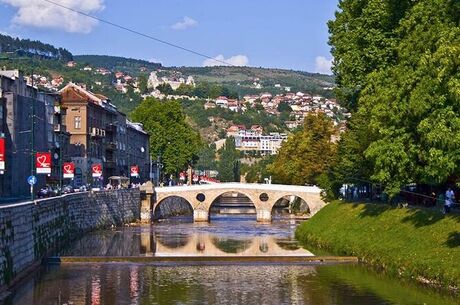 İzmir Çıkışlı Kosovalı Büyük Balkan Air Albania İle Extra Turlar ve Akşam Yemekleri Dahil