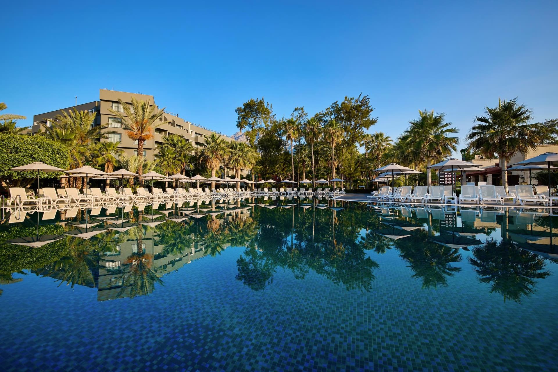 Mövenpick Resort Tekirova 4