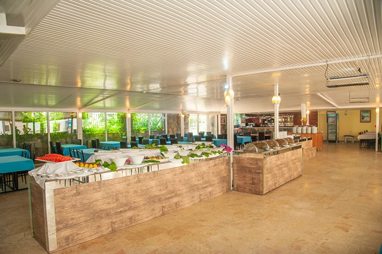 Solis Beach Club Hotel 3