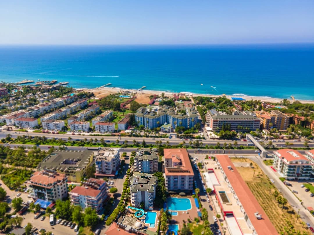 Solis Beach Club Hotel