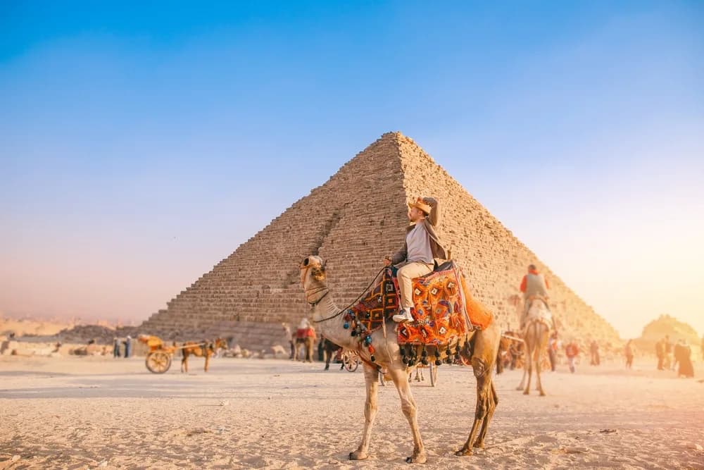 holiway travel egypt camel safari desert