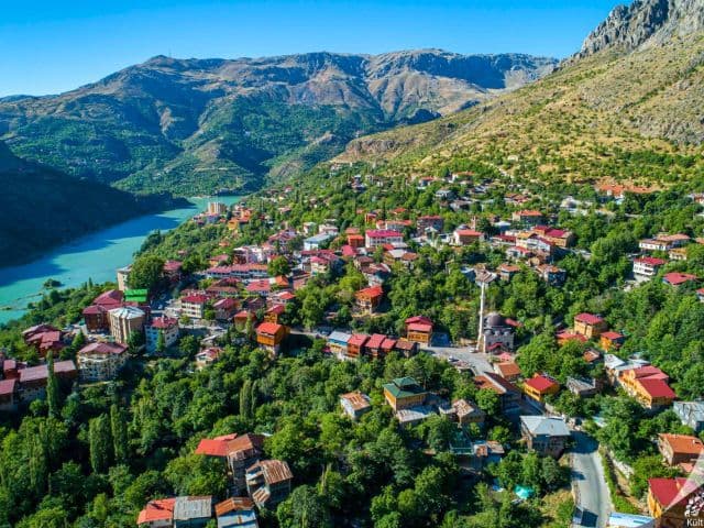 İkonik Fırat’tan Munzur’a | Sivas, Divriği, Kemaliye, Elazığ, Tunceli Turu |  2 Gece Konaklamalı |  Uçaklı İstanbul Çıkışlı |  29 Ekim Özel