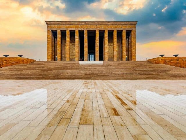 Gladora Söke Çıkışlı Ankara ve Işıkdağı Turu 1 Gece Konaklamalı