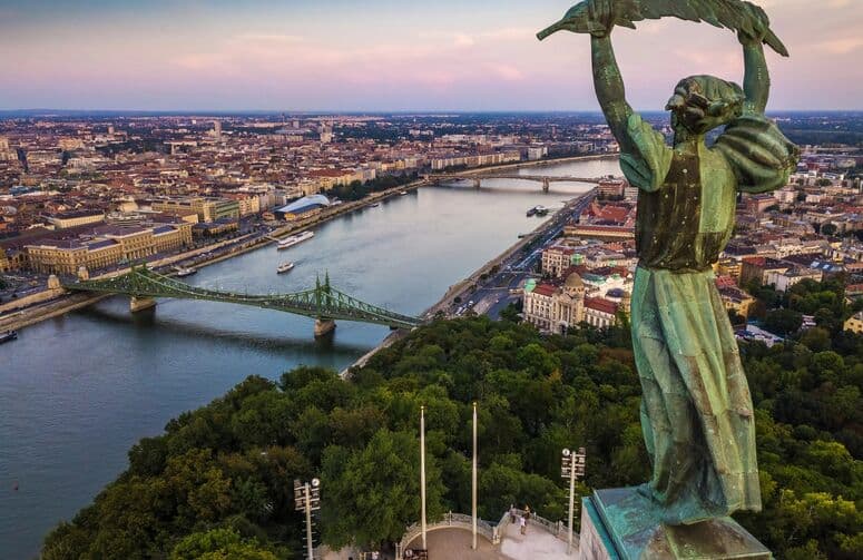 Süper Promosyon Prag - Viyana - Budapeşte Turu Pegasus HY ile 4 Gece