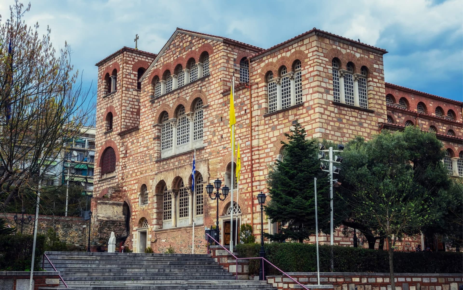 Yılbaşı Özel Selanik Kavala ve Meteora Masalı 2 Gece Konaklamalı