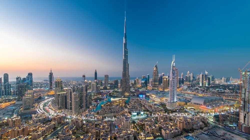 holiway travel dubai marina gece isiklari