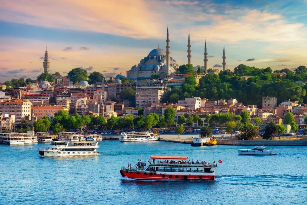 İstanbul Tarihi Yarımada & Adalar Turu | 1 Gece Otel Konaklamalı
