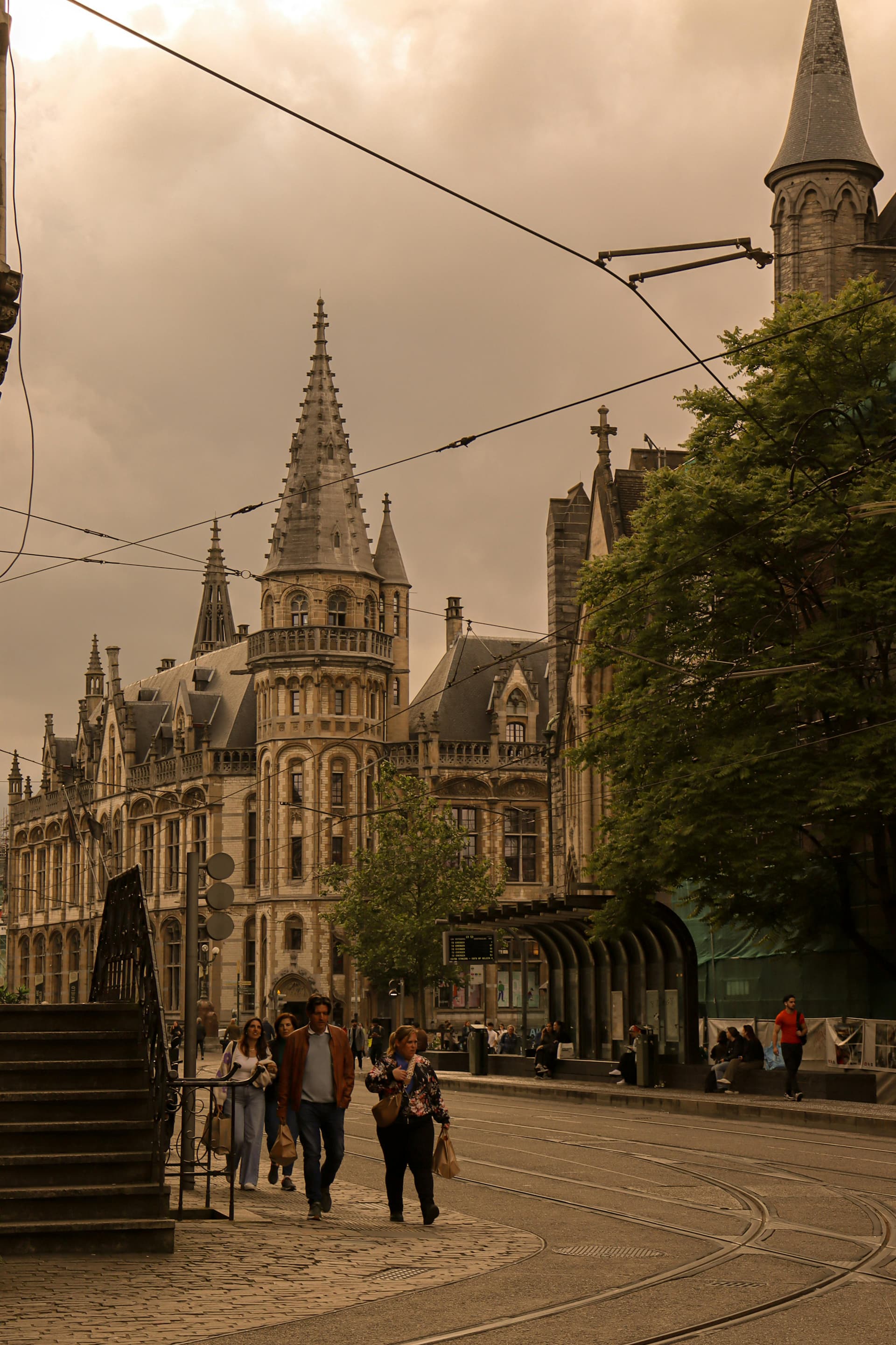 Elegant Benelüx Paris Alsace Turu Pegasus Havayolları ile 7 Gece AMS-BSL