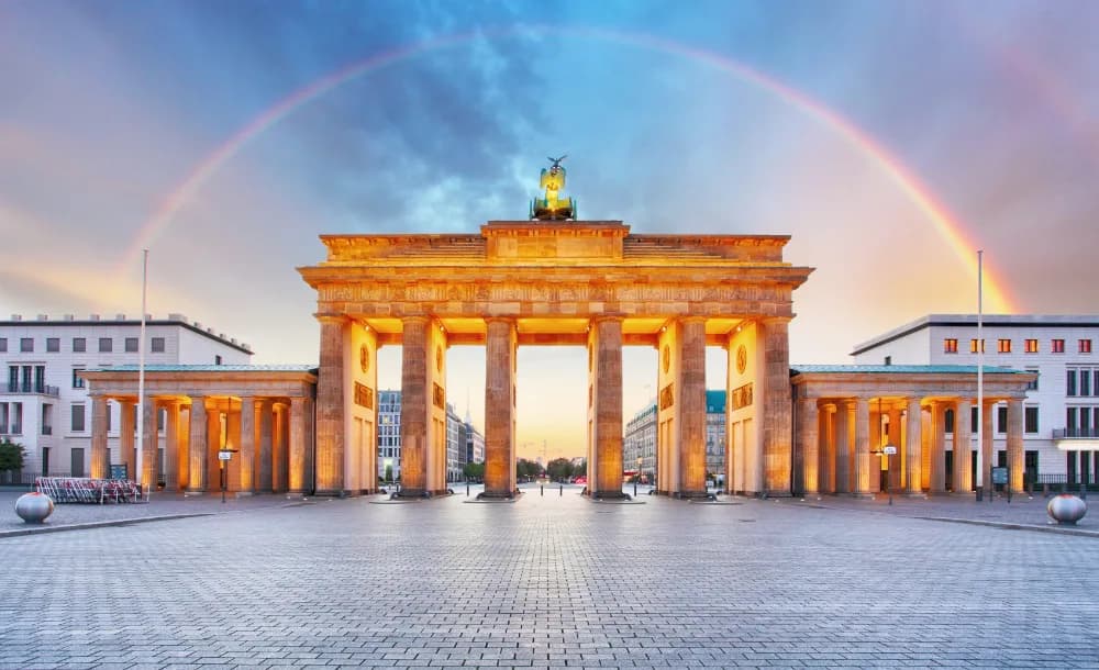 berlin brandenburg kapisi