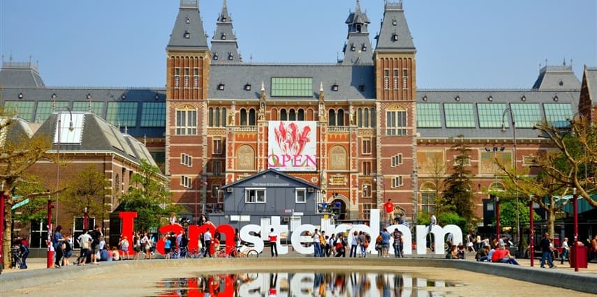 AMSTERDAM TURU  AJDA PEKKAN KONSERİ ÖZEL TÜRK HAVA YOLLARI İLE 3 GECE AJDA PEKKAN’ı 1. Sıra+ Kategorisindeki Biletinizle En Yakın ve Özel Bölümlerden Siz İzleyin!!Amsterdam Şehir Turu Dahil
