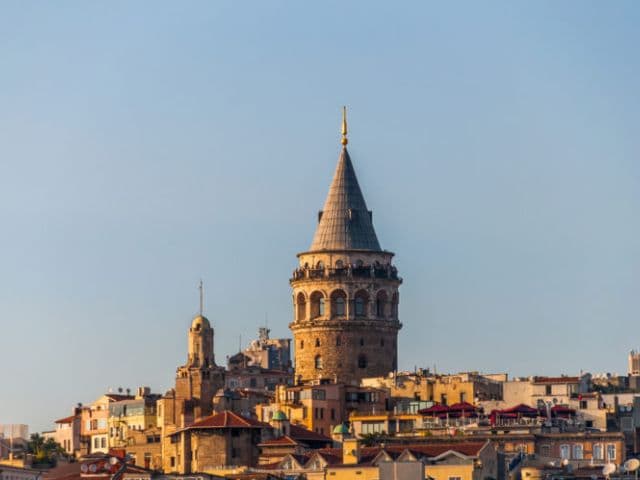İkonik İstanbul Tarihi Yarımada ve Kültür Turu | 1 Gece Konaklamalı | İzmir Çıkışlı