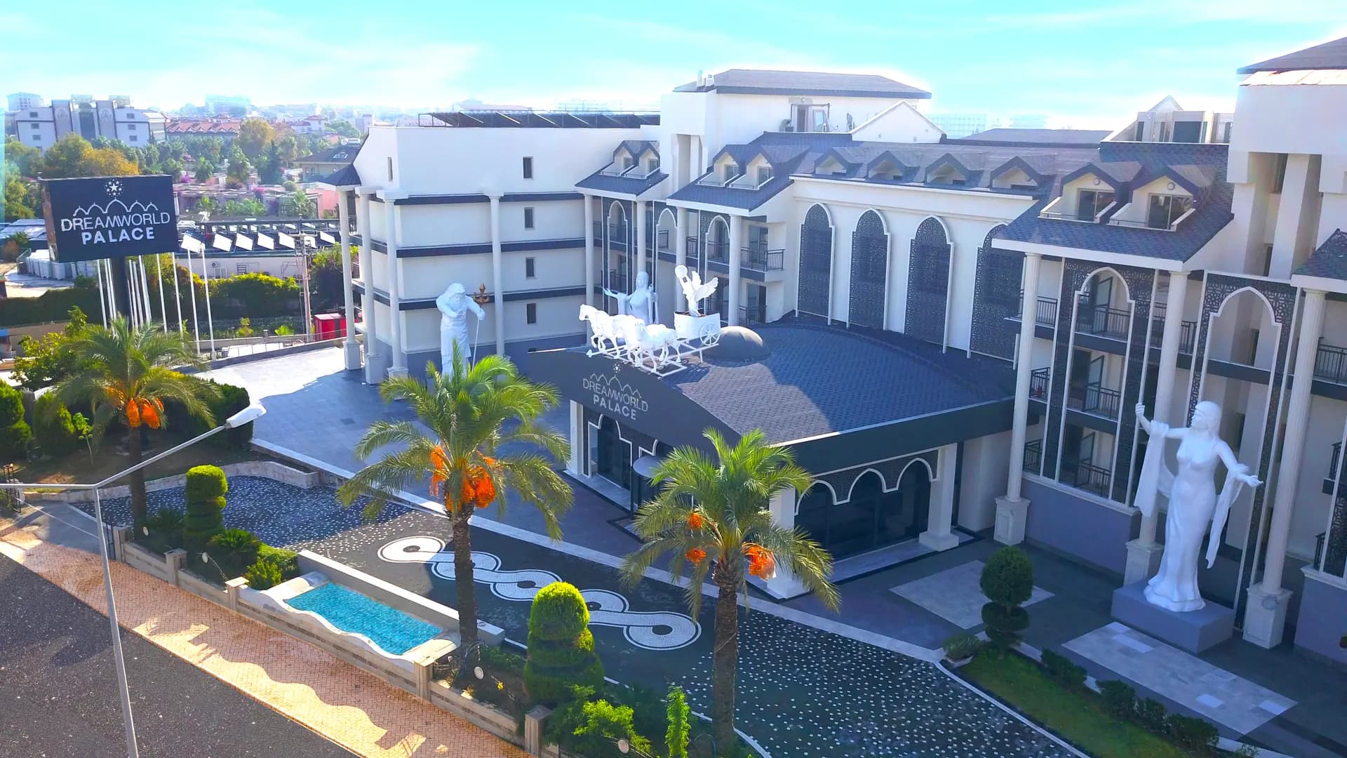 Dream World Palace Side 2