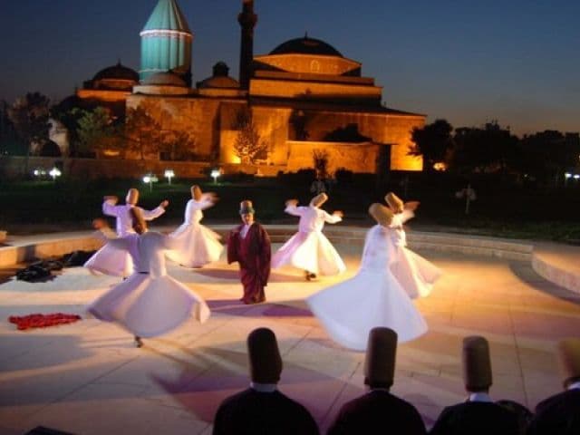 İkonik Konya Mevlana Şeb-i Arus Kapadokya Turu | 1 Gece Konaklamalı İstanbul Hareketli