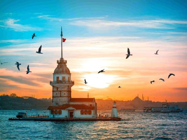 İkonik İstanbul Adalar Tarihi Yarımada Boğaz Şile Turu | 3 Gece Otel Konaklamalı