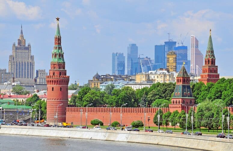 St Petersburg & Moskova Turu Pegasus HY ile 5 Gece