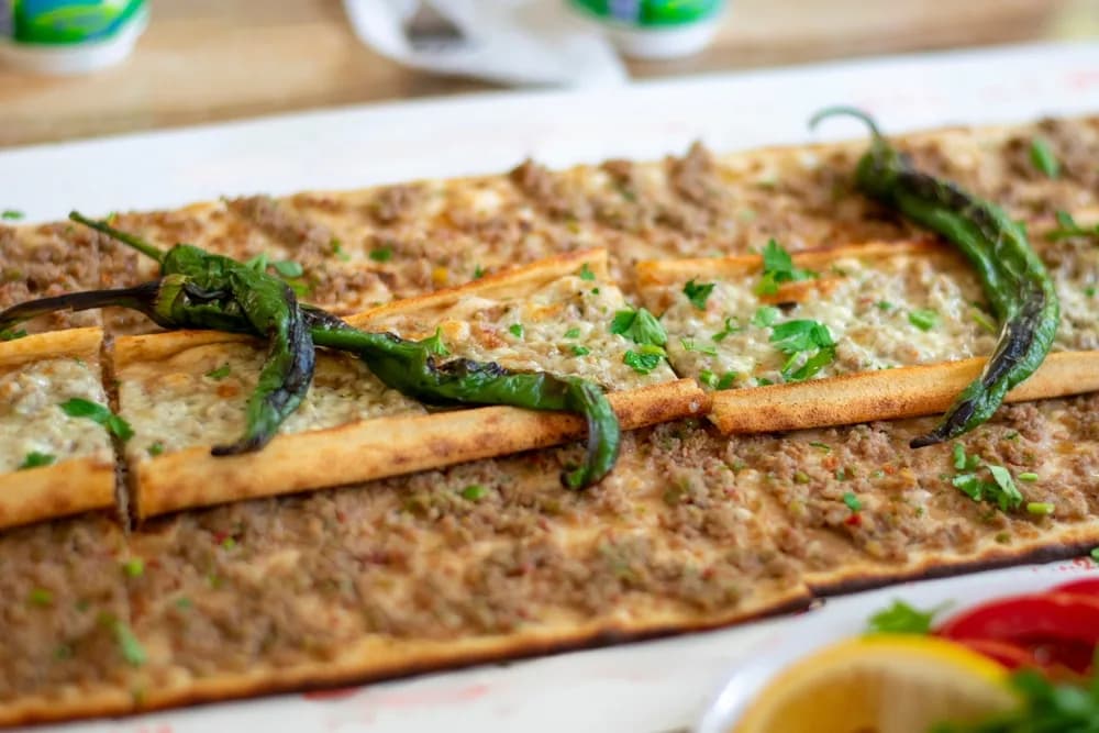 holiway travel konya etli ekmek lezzeti
