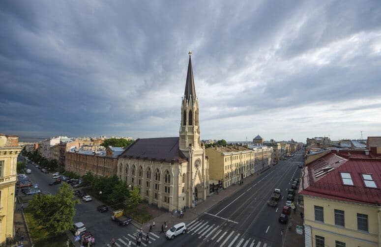 Elit Moskova St Petersburg Turu Beyaz Geceler THY ile 5 Gece Ekstra Turlar Dahil