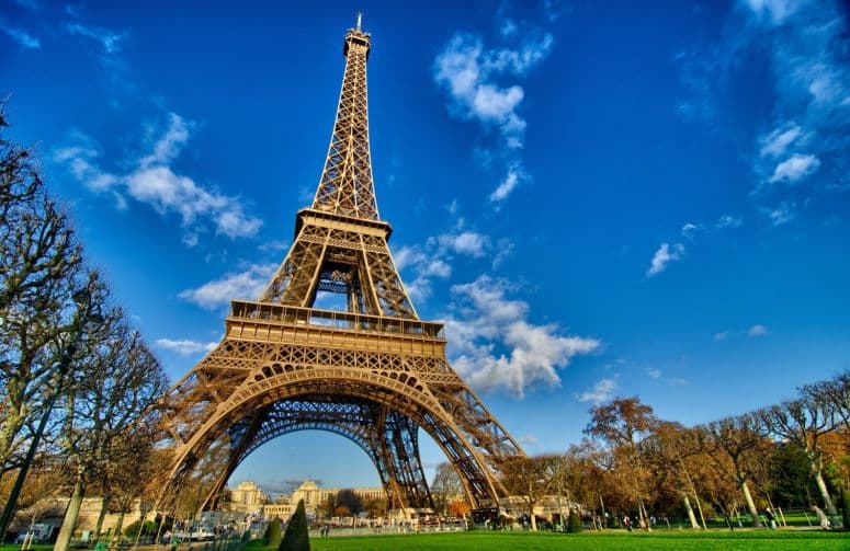 Elit Normandiya, Loire Vadisi Şatolar Paris Turu THY ile 5 Gece Ekstra Turlar Dahil