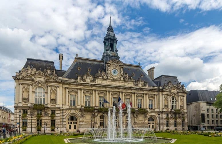 Elit Normandiya, Loire Vadisi Şatolar Paris Turu Air France HY ile 5 Gece Ekstra Turlar Dahil