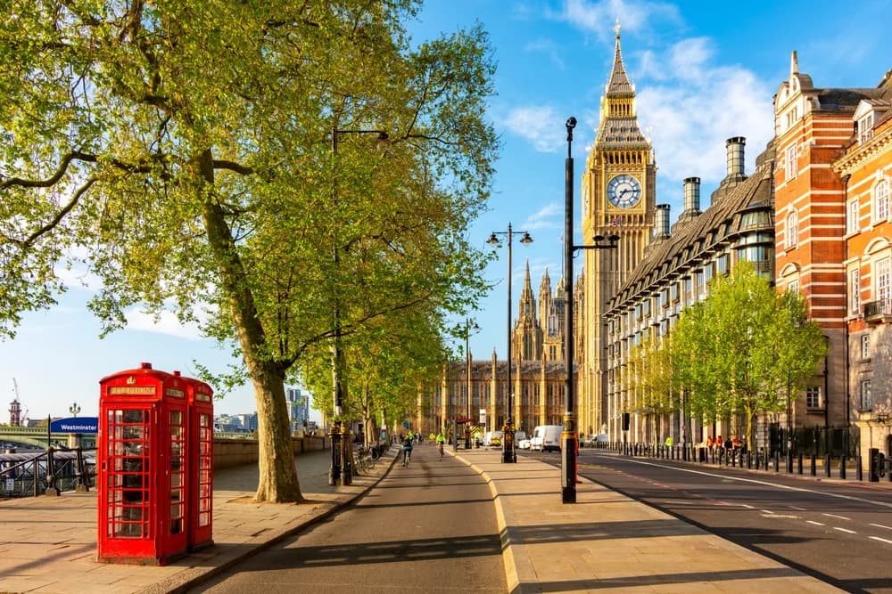 Elegant Royal Britanya Turu Türk Havayolları ile 4 Ülke 8 Gece 9 Gün LHR-DUB