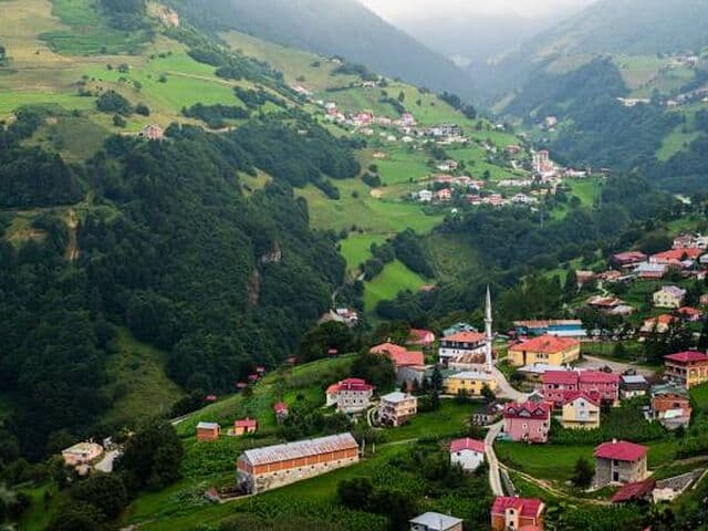 İkonik Karadeniz Yaylalar ve Batum Turu | 4 Gece Konaklamalı Afyon Çıkışlı