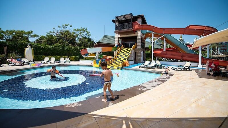 Crystal Family Resort & Spa