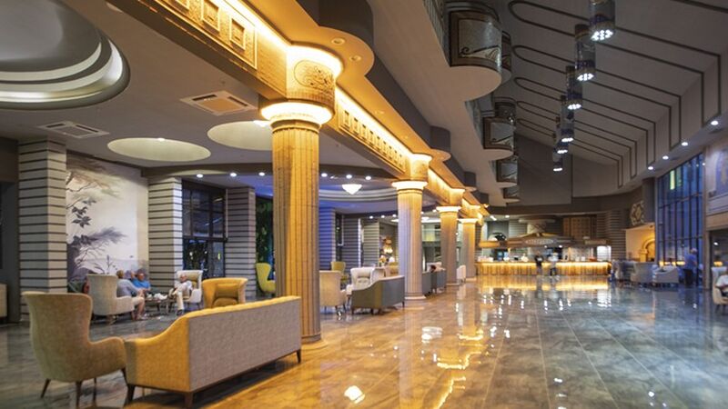 Nova Park Hotel Side