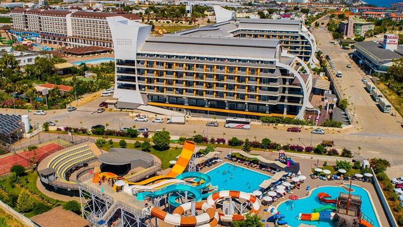 Senza The Inn Resort & Spa Hotel