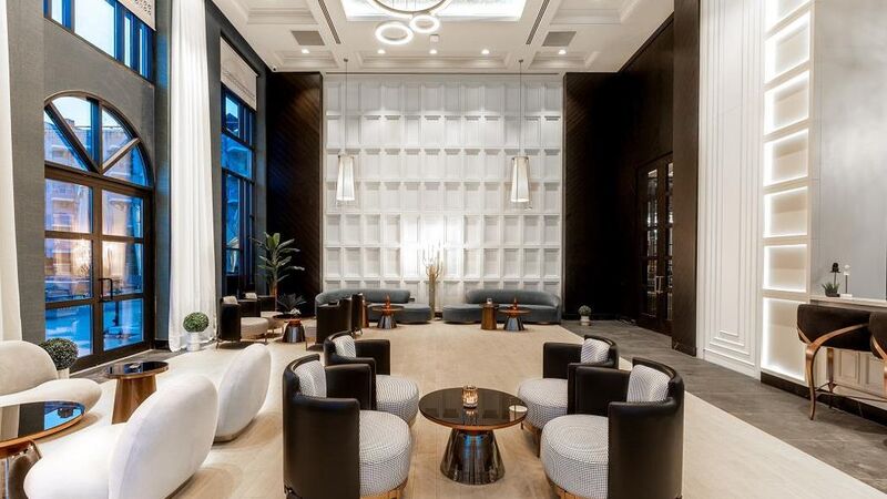 Serenity Queen Hotel