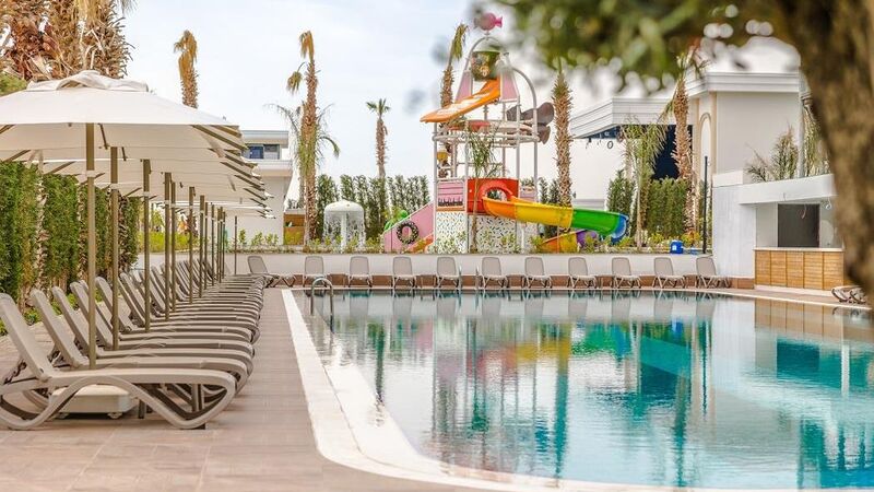 Serenity Queen Hotel