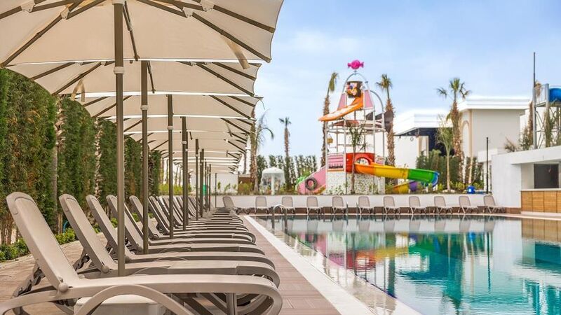 Serenity Queen Hotel
