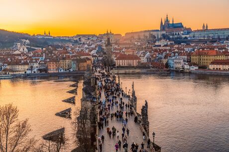 Prag Turu Türk Havayolları ile 3 Gece 4 Gün