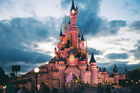 Paris & Disneyland Turu Pegasus ile 4 Gece 5 Gün ORY-ORY TT001